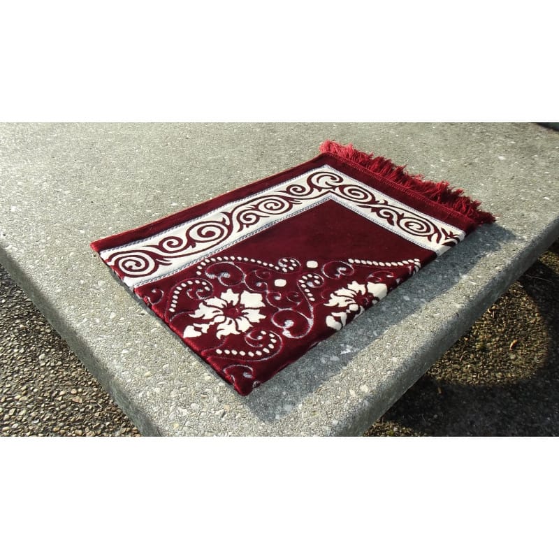 Tapis de Prière - motif fleurs - Fond Rouge Pourpre Sana Tapis de prière > Velours 3700495418300 Librairie Musulmane Al-imen